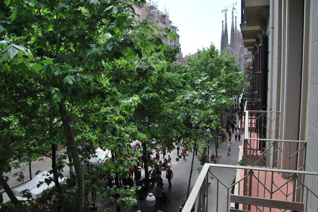 Gaudi Sdb Apartment Barcelona Exterior photo